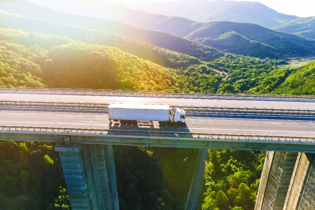 architecture-highway-motorway-trailer-transport-traffic.jpg architecture-highway-motorway-trailer-transport-traffic.jpg